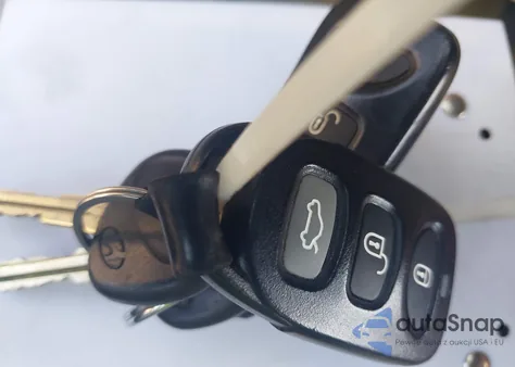 2007 Hyundai Sonata Gls z USA, uszkodzony, nr VIN 5NPET46C07H237879